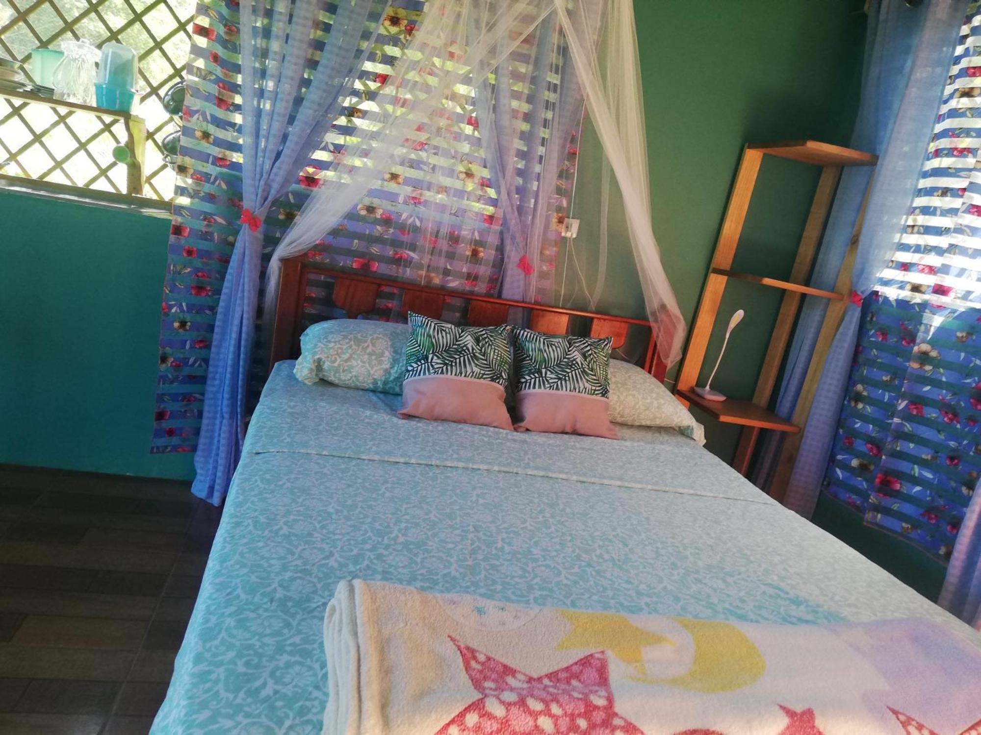 דירות Drakes Bay Casita Tangara Con Balcon Y Agua Caliente חדר תמונה